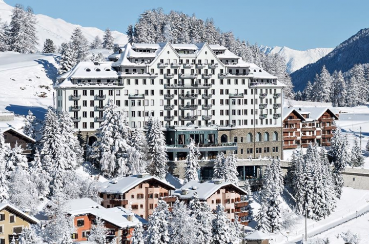 Hotel Review... Hotel Carlton St. Moritz. Die Bloggerin Bibi Horst berichtet in Ihrem Online Magazin Schokoladenjahre über ihre Woche im Hotel Carlton in St. Moritz. Ausführlicher Hotel Bericht vom Hotel Carlton St. Moritz.